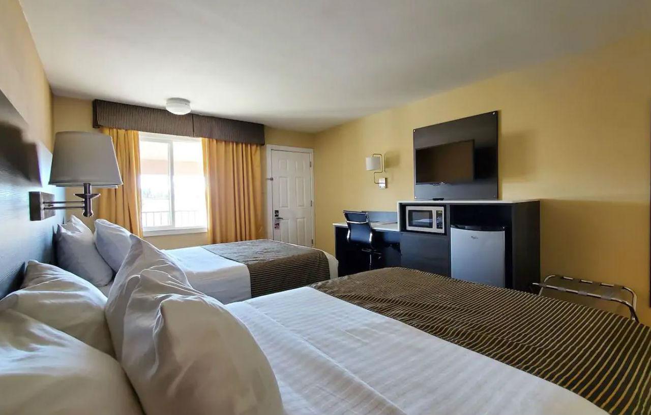 Ramada By Wyndham Flagstaff East Ξενοδοχείο Εξωτερικό φωτογραφία