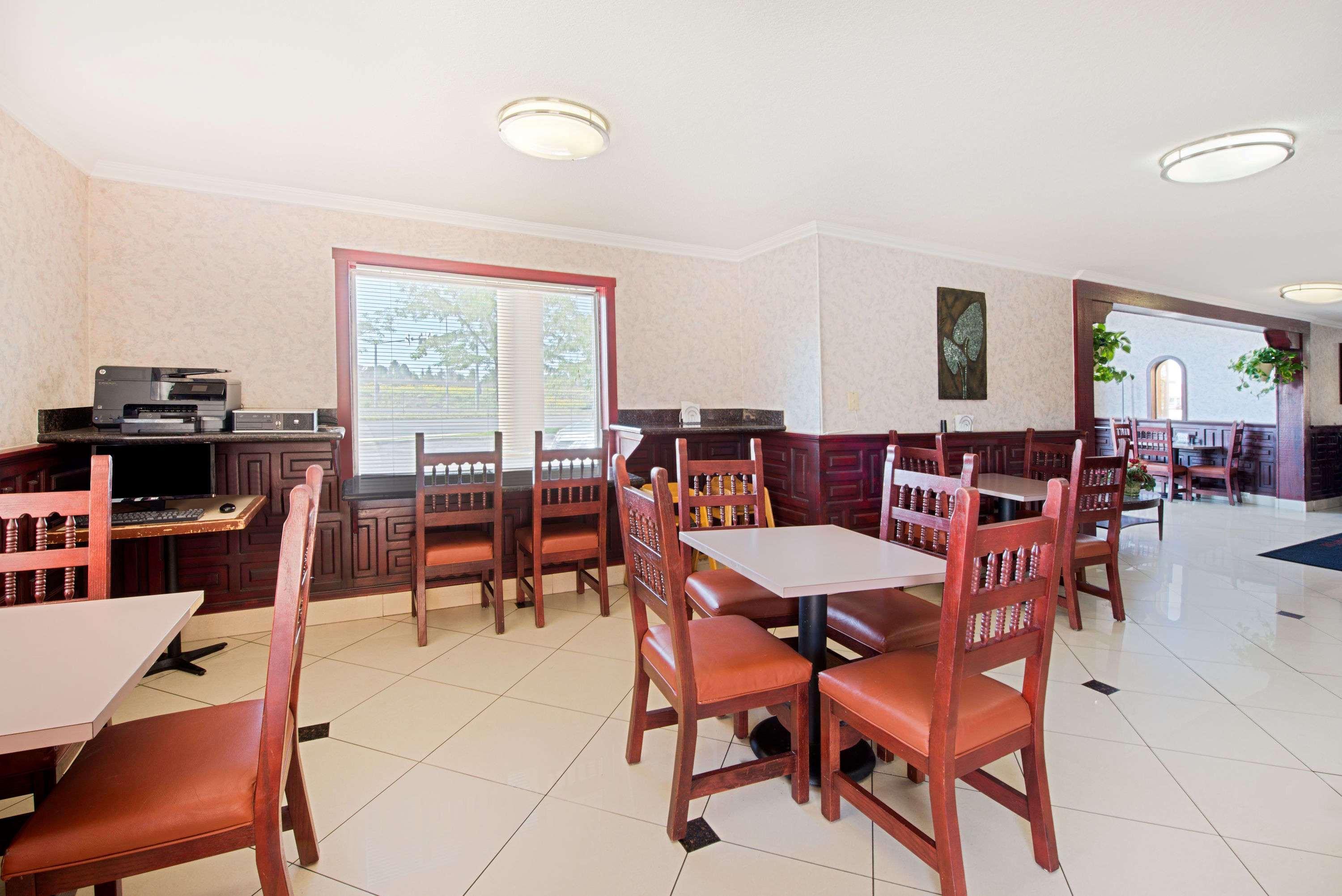 Ramada By Wyndham Flagstaff East Ξενοδοχείο Εξωτερικό φωτογραφία