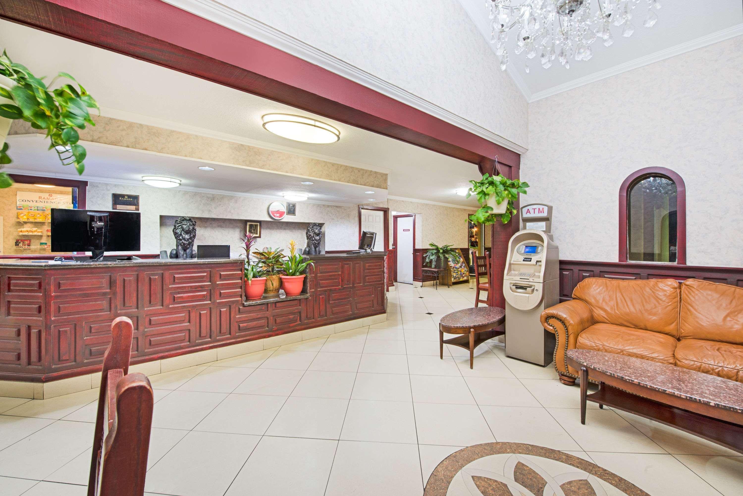 Ramada By Wyndham Flagstaff East Ξενοδοχείο Εξωτερικό φωτογραφία
